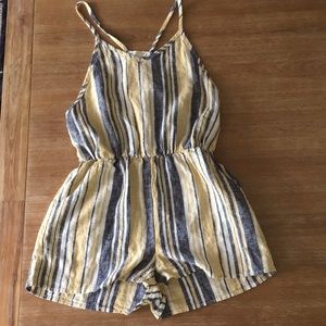 Final Touch Linen Blend Romper, Medium